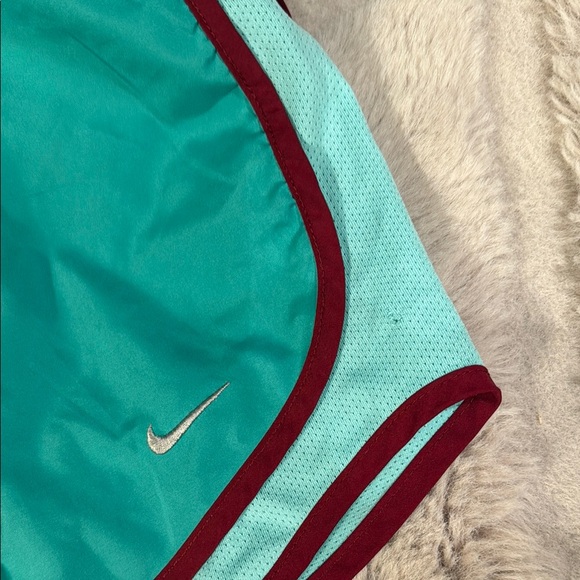 Nike Teal and Maroon Athletic Shorts - Picture 3 of 4